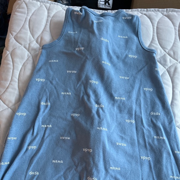 Carter’s sleep sack - Picture 2 of 4